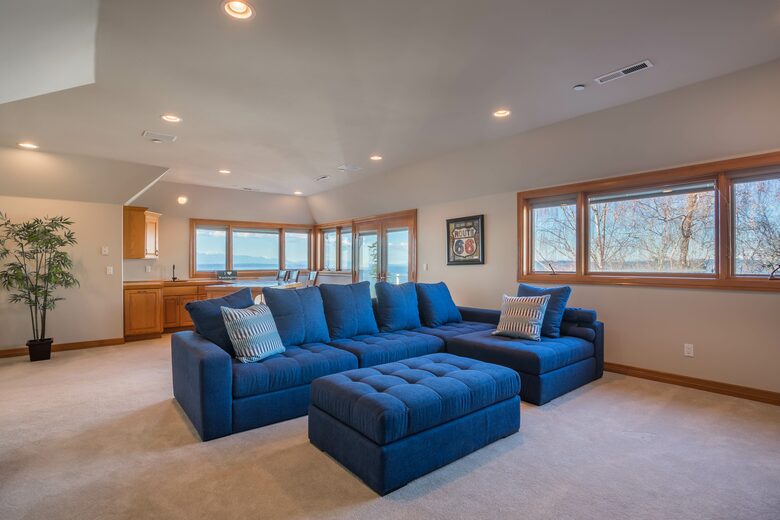 Breathtaking Ocean View Castle Like Home - Edmonds, Washington