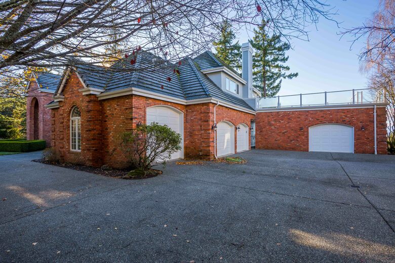 Breathtaking Ocean View Castle Like Home - Edmonds, Washington