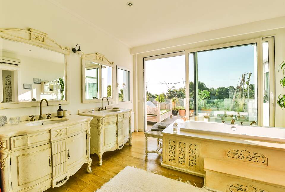 Villa Rosa (R) - Ibiza, Spain