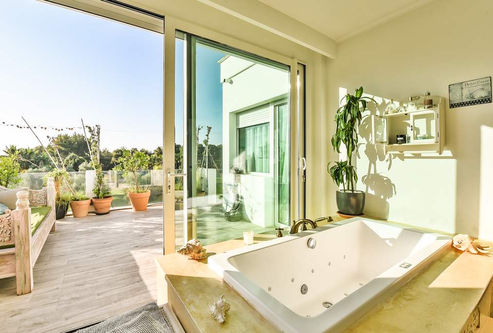 Villa Rosa (R) - Ibiza, Spain