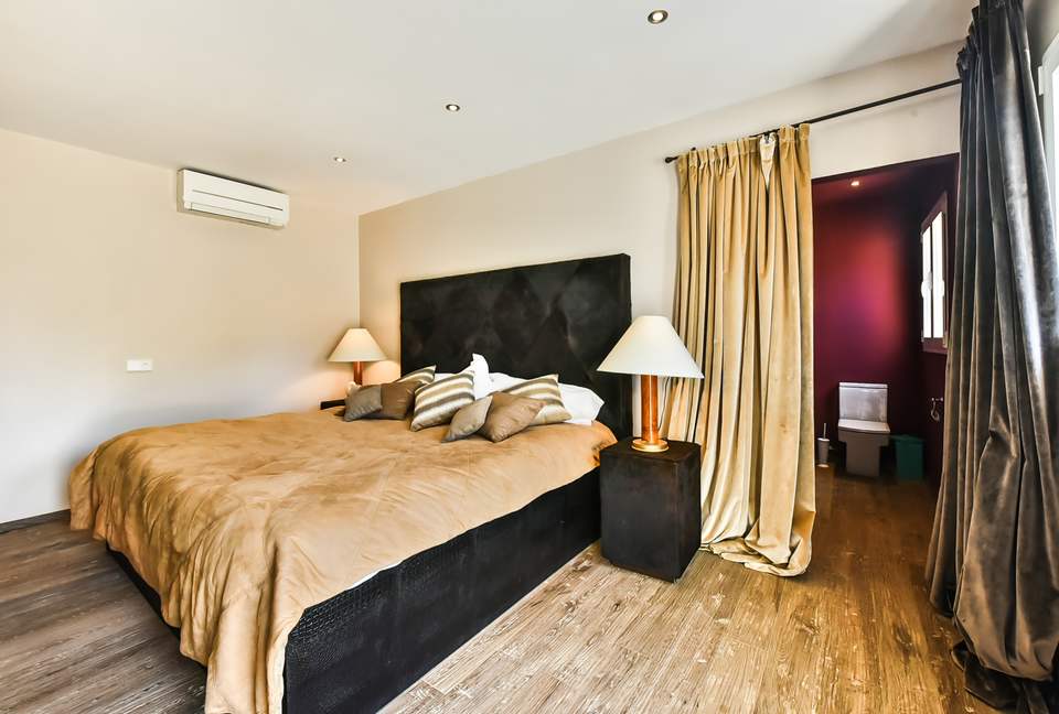 Villa Rosa (R) - Ibiza, Spain