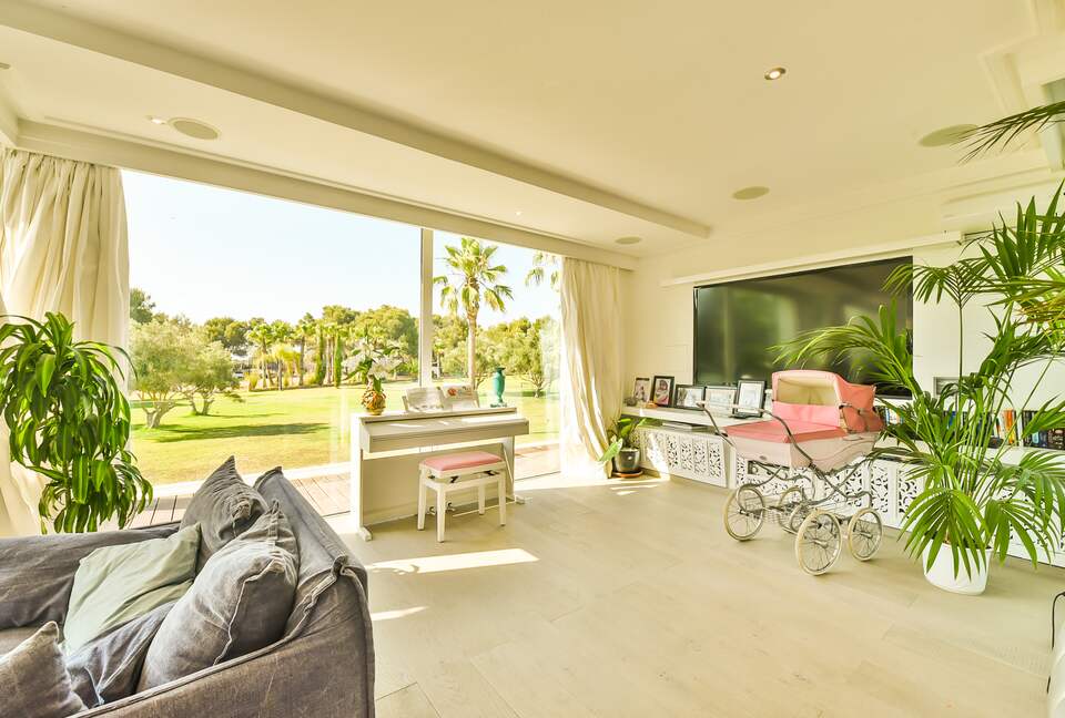 Villa Rosa (R) - Ibiza, Spain