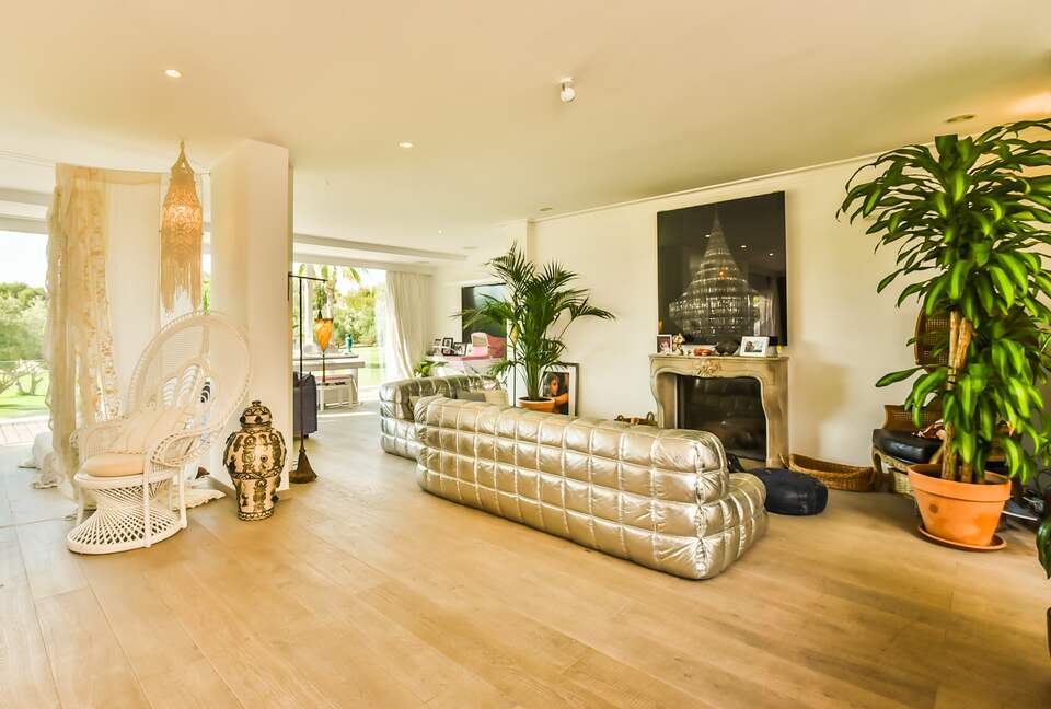 Villa Rosa (R) - Ibiza, Spain