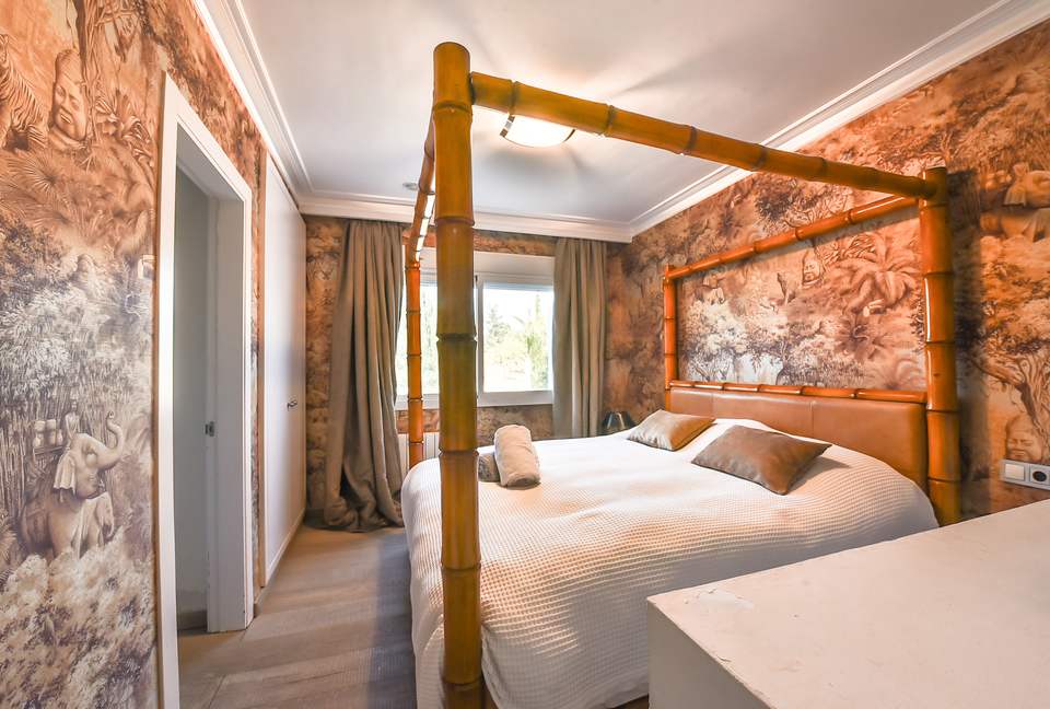 Villa Rosa (R) - Ibiza, Spain