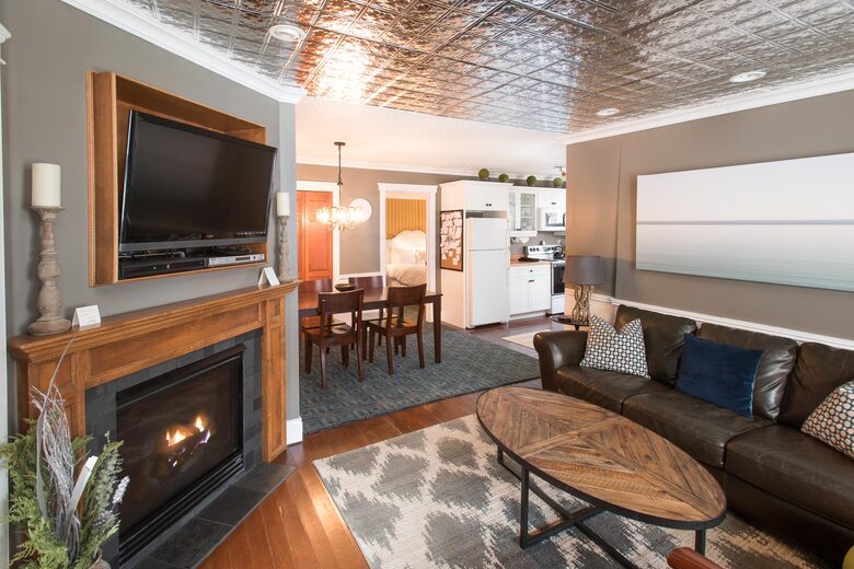 Luxury Boutique Cottage at top of Main Street - Park City, Utah