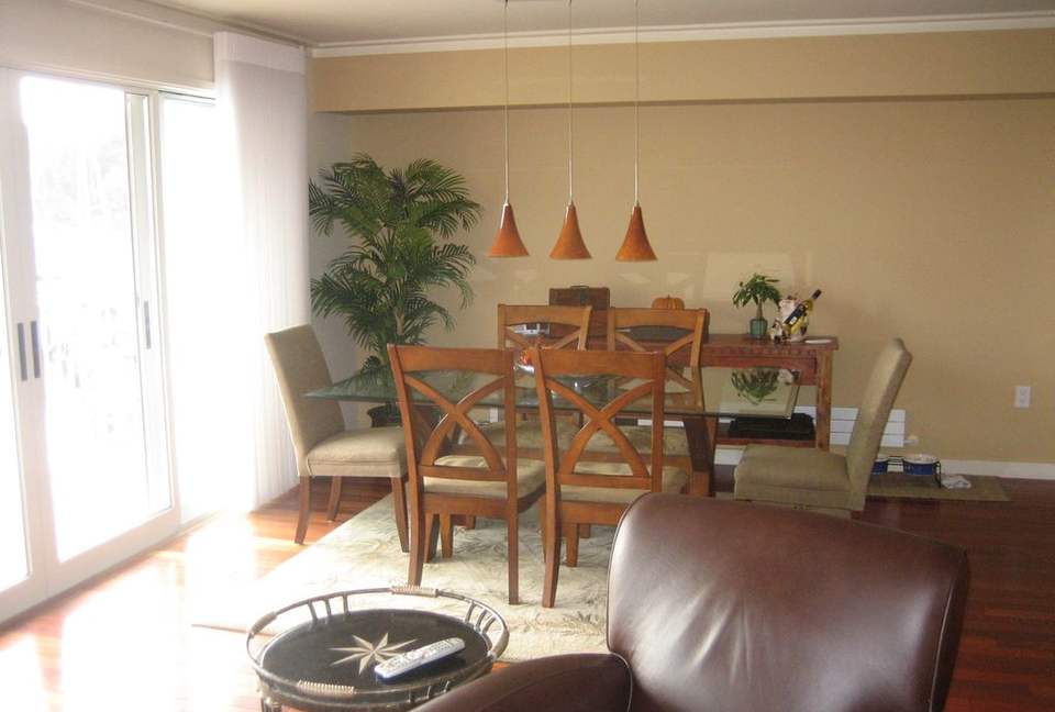 Waterfront Views in Downtown Tiburon - Tiburon, California