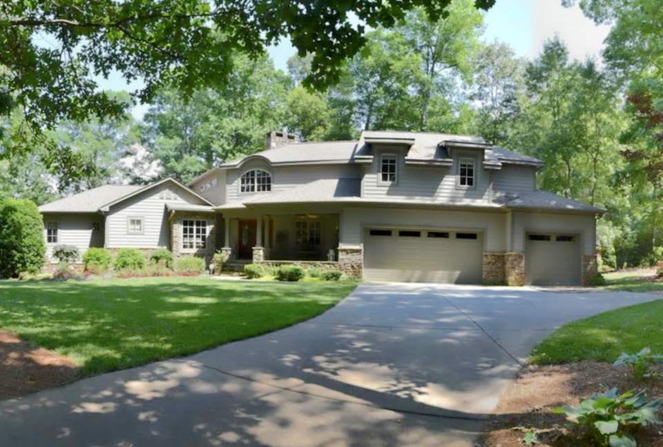 Lake Norman Waterfront Retreat - Mooresville, North Carolina