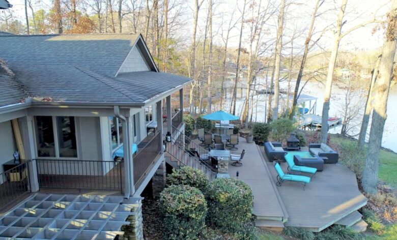 Lake Norman Waterfront Retreat - Mooresville, North Carolina