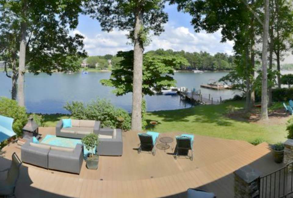 Lake Norman Waterfront Retreat - Mooresville, North Carolina