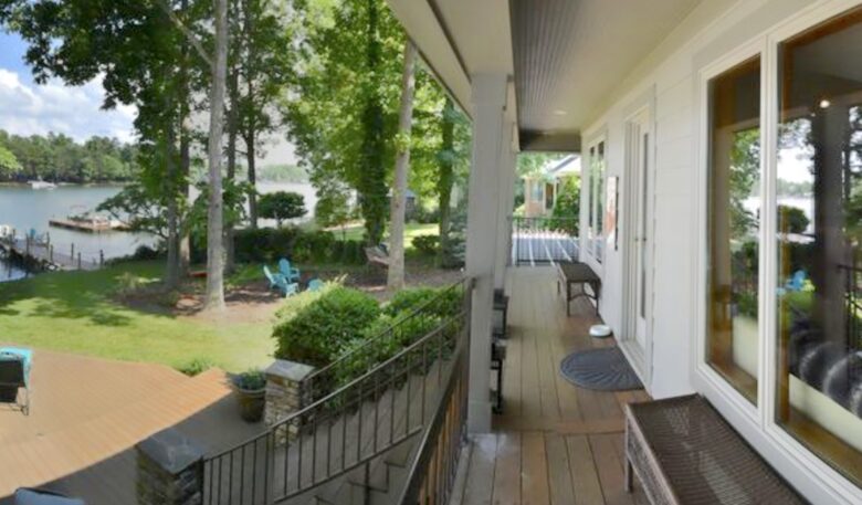 Lake Norman Waterfront Retreat - Mooresville, North Carolina