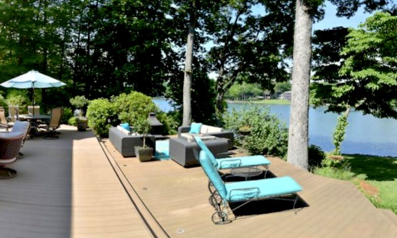 Lake Norman Waterfront Retreat - Mooresville, North Carolina