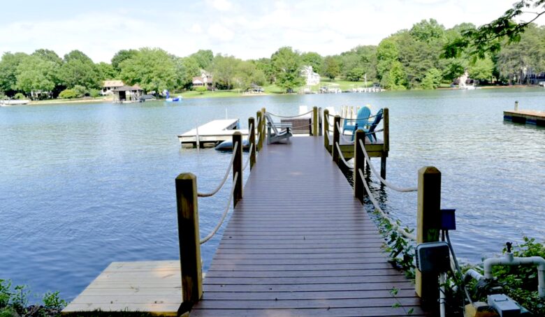 Lake Norman Waterfront Retreat - Mooresville, North Carolina