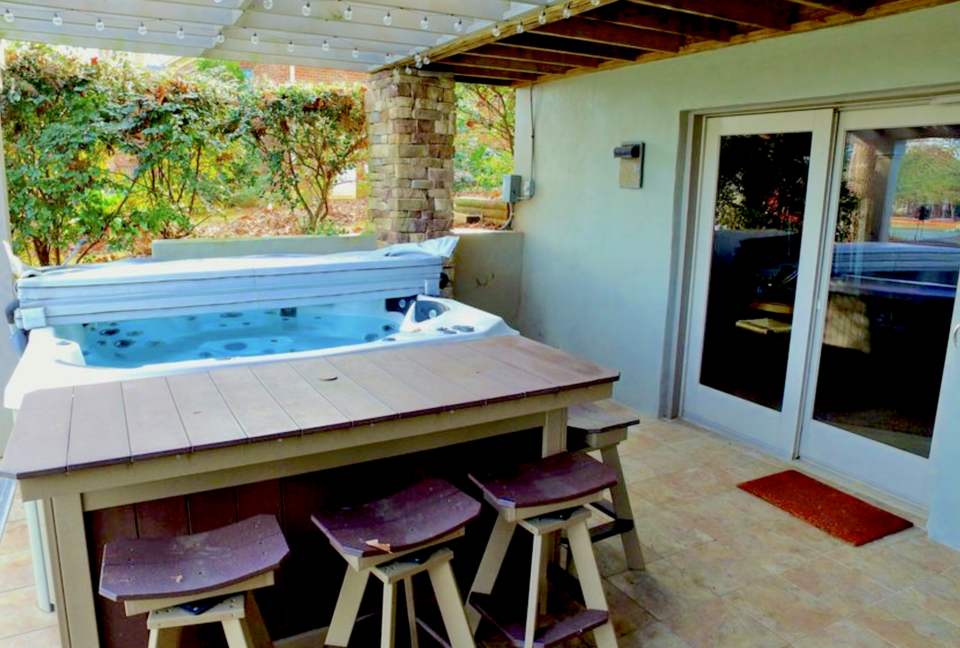 Lake Norman Waterfront Retreat - Mooresville, North Carolina