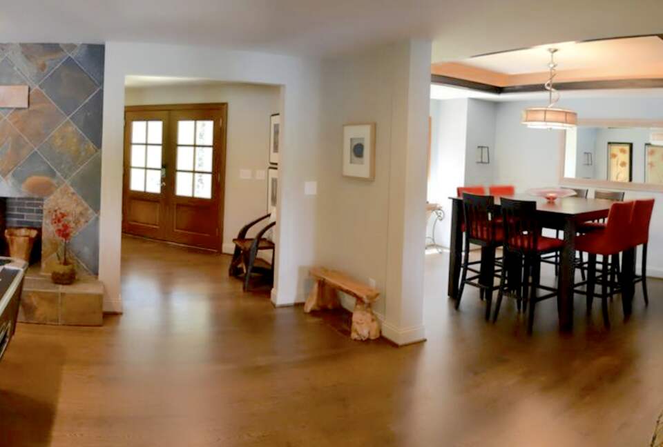 Lake Norman Waterfront Retreat - Mooresville, North Carolina