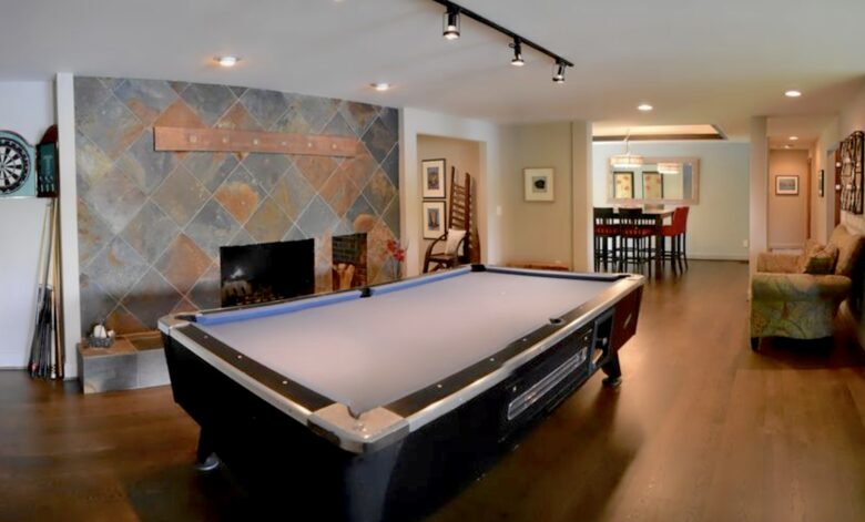 Lake Norman Waterfront Retreat - Mooresville, North Carolina