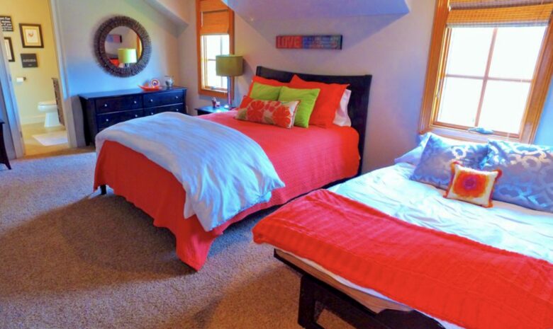 Lake Norman Waterfront Retreat - Mooresville, North Carolina