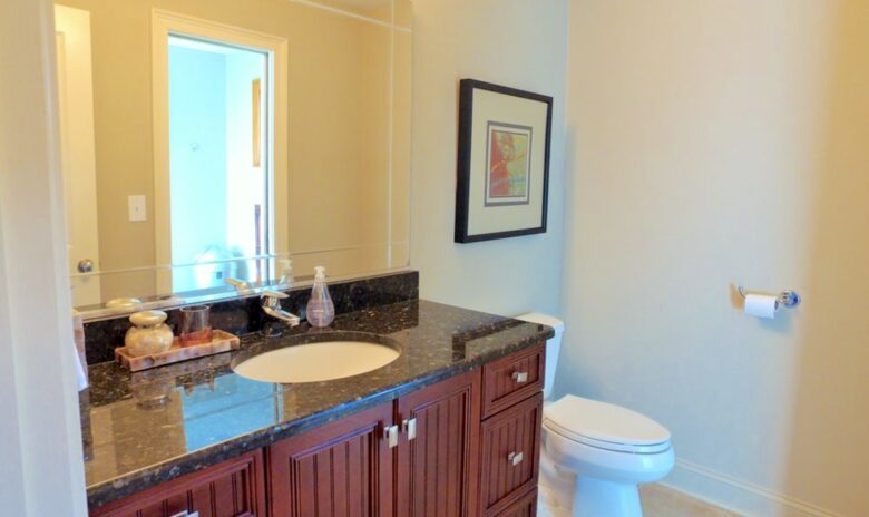 Lake Norman Waterfront Retreat - Mooresville, North Carolina