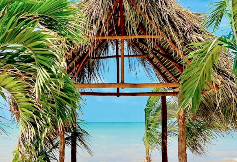Hideaway Villa Maya Beach - Placencia, Belize