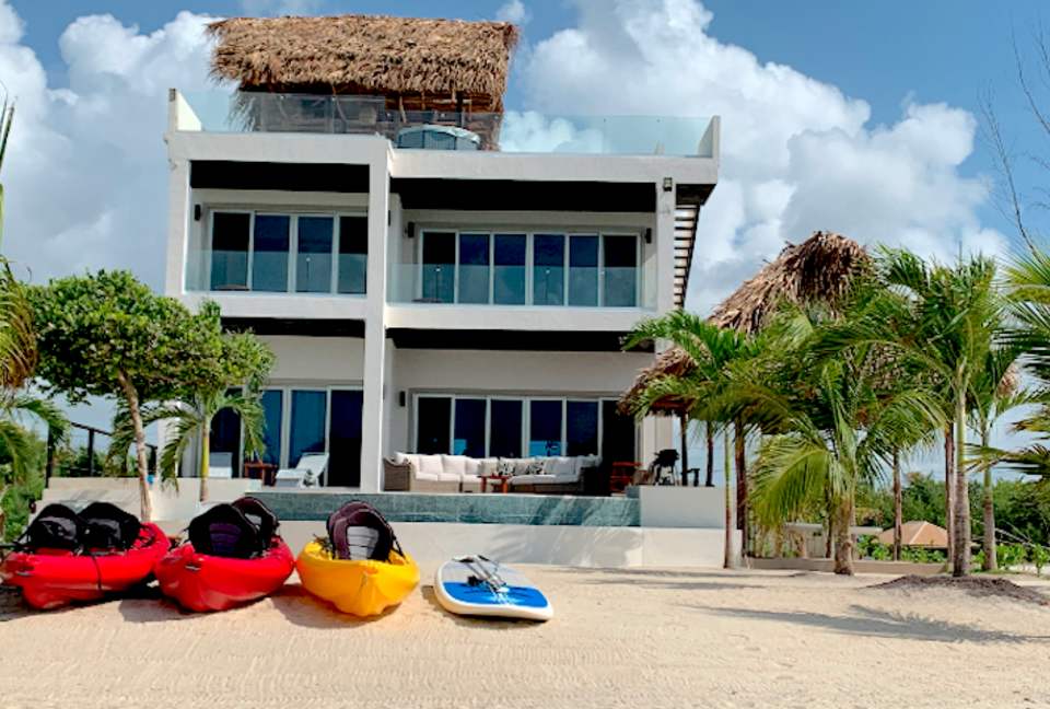 Hideaway Villa Maya Beach - Placencia, Belize