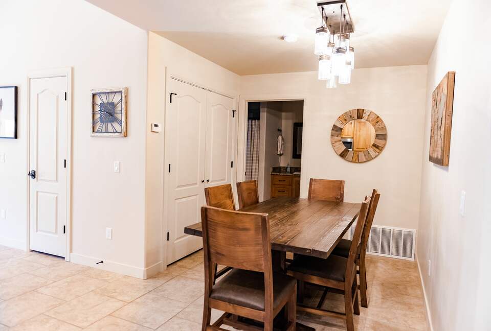 Upscale Rustic Moab Home - Moab, Utah