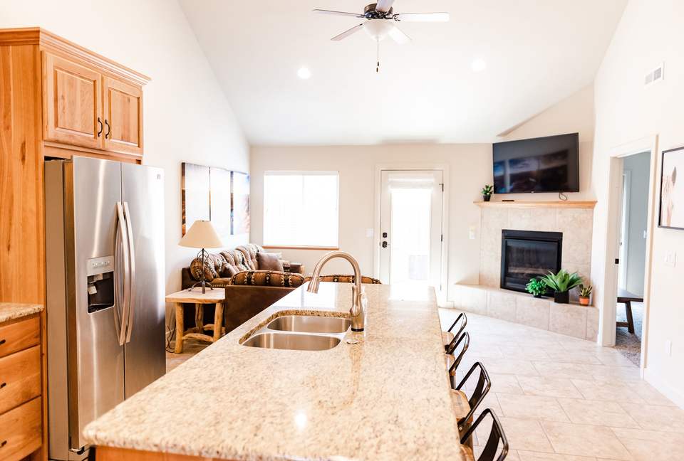 Upscale Rustic Moab Home - Moab, Utah