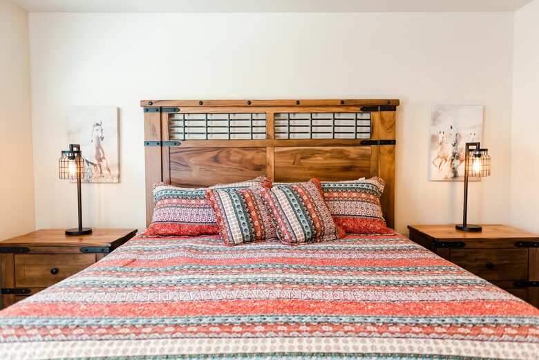 Upscale Rustic Moab Home - Moab, Utah