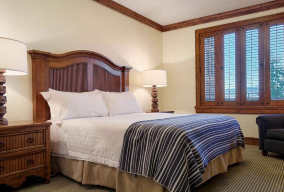 Four Seasons Jackson Hole - Three-Bedroom Resort Residence - Jackson Hole, Wyoming