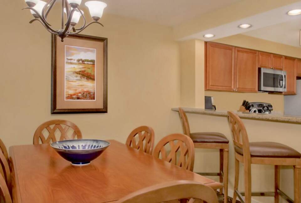 Marriott's Harbour Pointe at Shelter Cove - Two-Bedroom Residence - Hilton Head, South Carolina