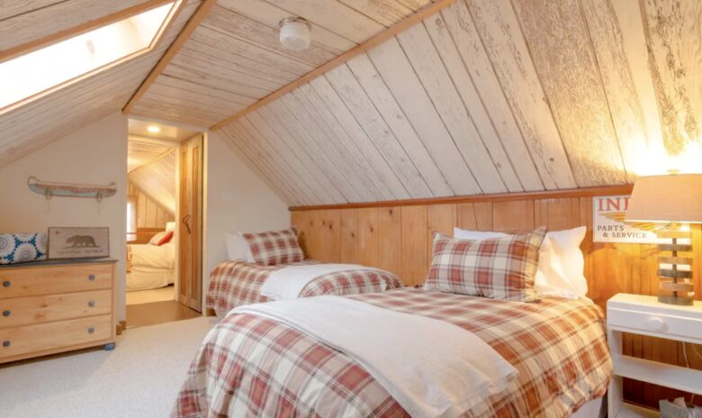 Cozy Tahoe Vista Cabin - Kings Beach, California