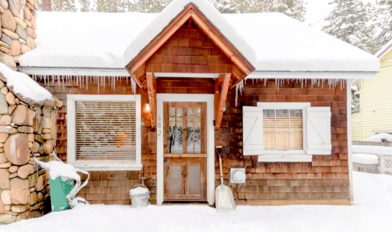 Cozy Tahoe Vista Cabin - Kings Beach, California