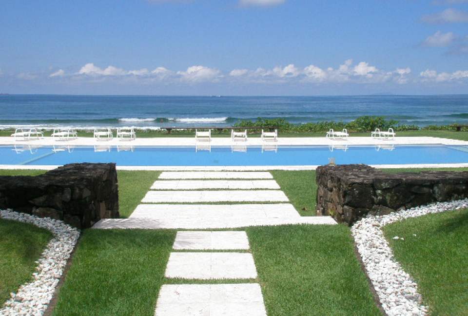 Stunning beach house - Maresias beach, Brazil