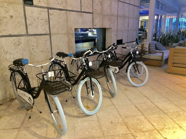 Ocean View Carillon Luxury Wellness Resort - Miami Beach, Florida