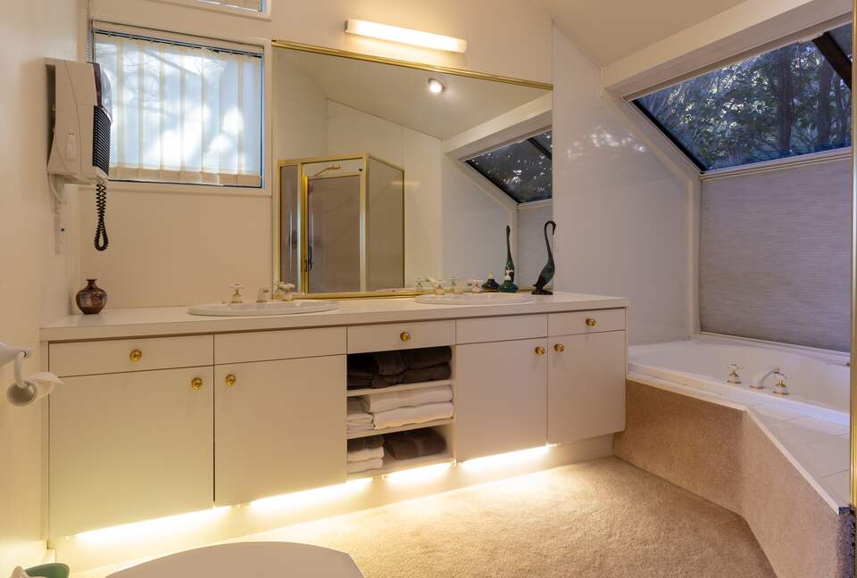 Queenstown Luxury Home - Queenstown, New Zealand