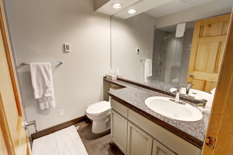 3 Bedroom Townhouse in Whistler Upper Village - Whistler, Canada