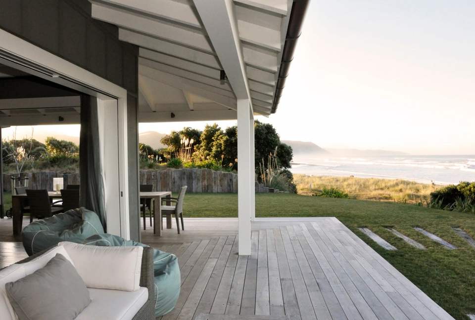 Airini Beach House - Waimarama, New Zealand