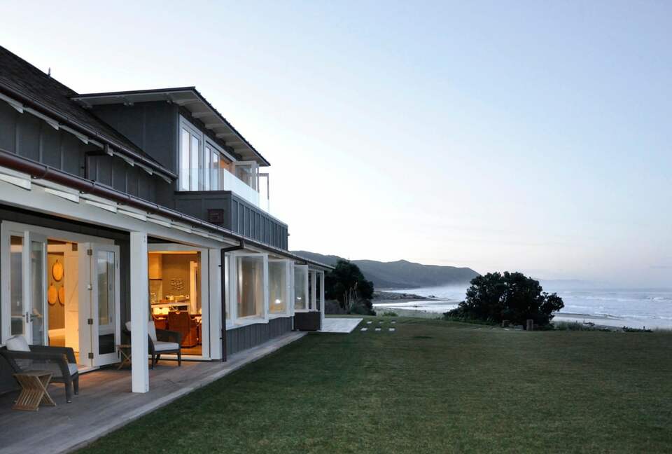 Airini Beach House - Waimarama, New Zealand