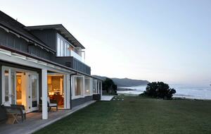 Airini Beach House - Waimarama, New Zealand