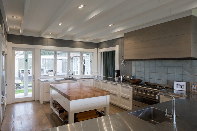 Airini Beach House - Waimarama, New Zealand