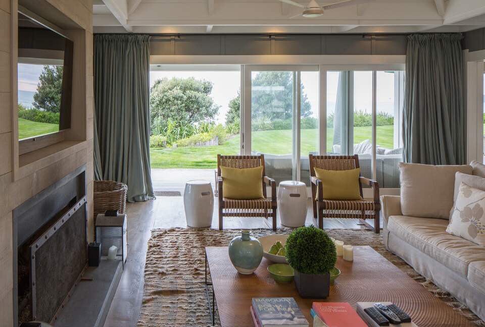 Airini Beach House - Waimarama, New Zealand