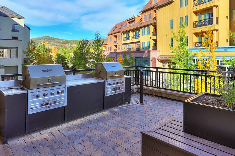 Village at Breckenridge - Ski-In/Ski-Out Peak 9 - Breckenridge, Colorado