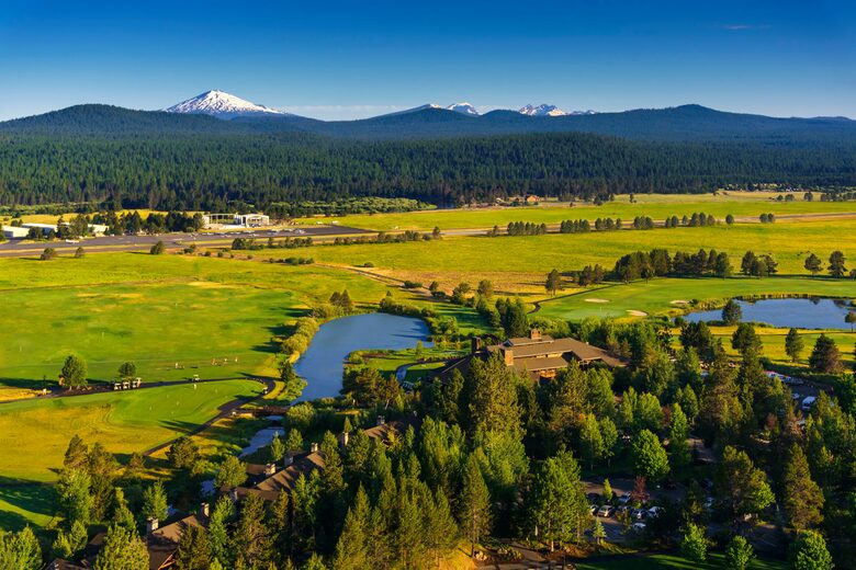 Mountain Oasis in Sunriver, Oregon - Bend, Oregon