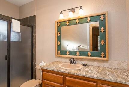 White Elm - Sunriver, Oregon