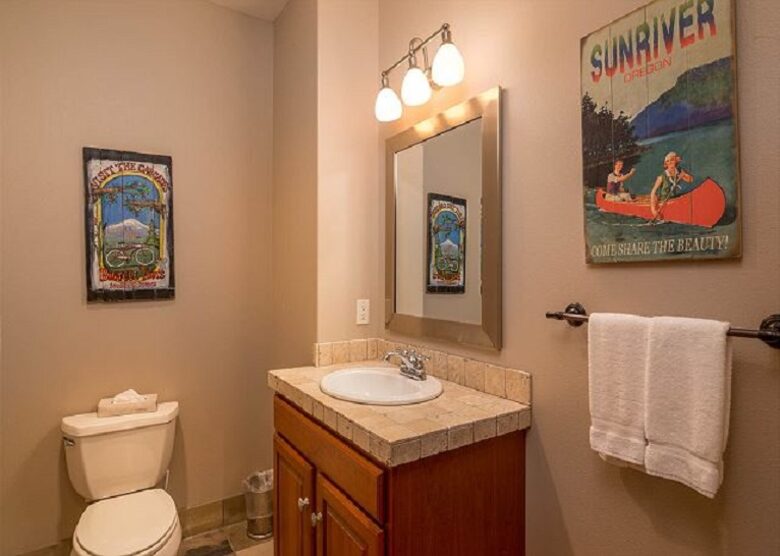 White Elm - Sunriver, Oregon