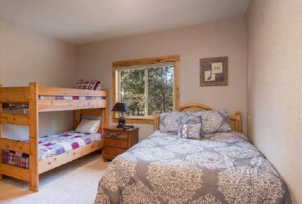 White Elm - Sunriver, Oregon