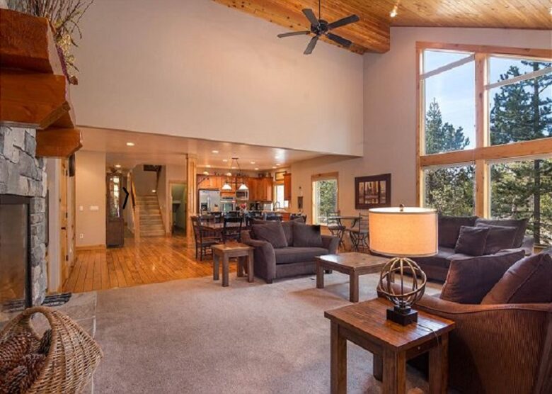 White Elm - Sunriver, Oregon