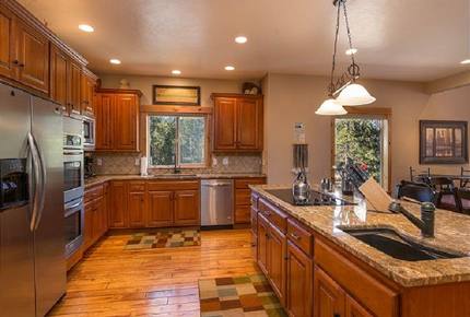 White Elm - Sunriver, Oregon