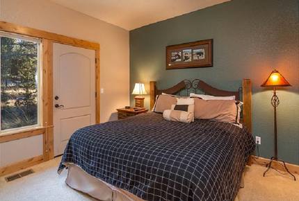 White Elm - Sunriver, Oregon