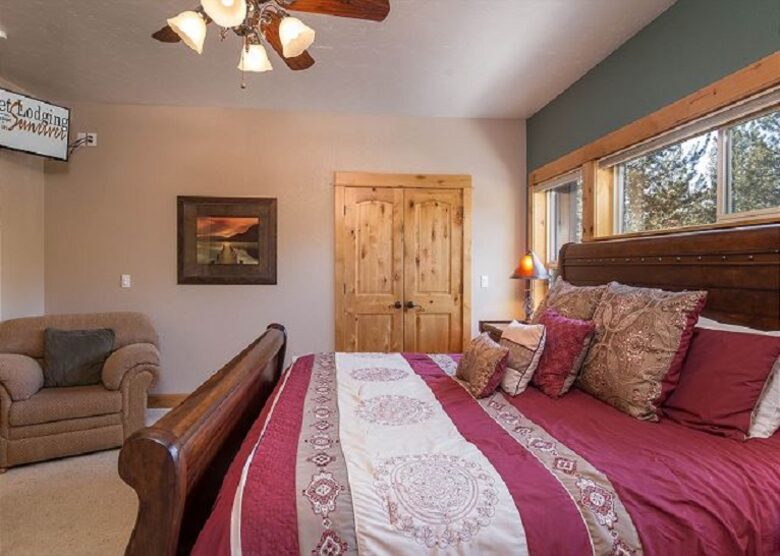 White Elm - Sunriver, Oregon