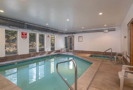 White Elm - Sunriver, Oregon