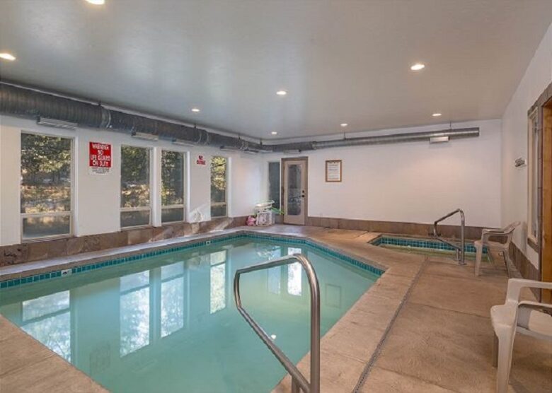 White Elm - Sunriver, Oregon